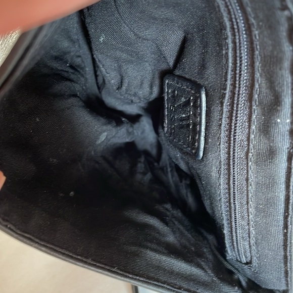 Vintage Nine West Black Small Top Handle Turn Lock Crossbody Bag - Picture 5 of 9